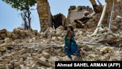 10.000 куќи биле делумно или целосно уништени во земјотресот во Авганистан