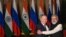 Hindistanyň premýer-ministri Narendra Modi rus presidenti Wladimir Putin bilen. Arhiw suraty. New-Deli, 6-njy dekabr, 2021.