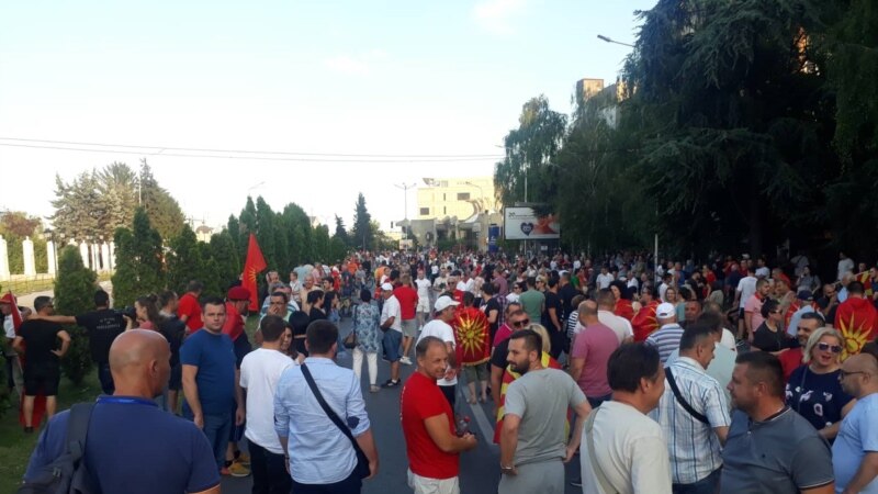 Nastavljeni protesti protiv francuskog predloga u Skoplju