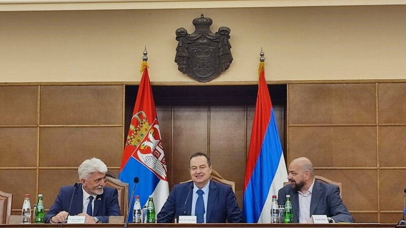 Ukrajinski ambasador pozvao Srbiju da se pridruži sankcijama Rusiji  

