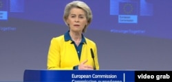 Ursula von der Leyen, președinta Comisiei Europene a ținut, vineri, un discurs în Parlamentul ucrainean. Imagine generică cu președinta CE