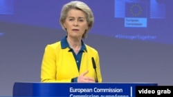 Ursula von der Leyen a spus că Ucraina merită să se alăture țărilor europene. 