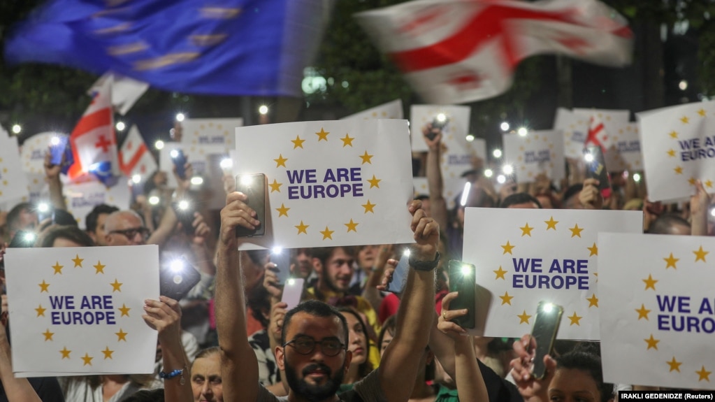 Masovne demonstracije u znak podrške nastojanjima Gruzije za članstvo u EU u Tbilisiju, 20. juni 2022. 