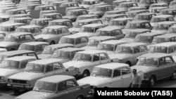 Автомобили "Москвич", Московский автомобильный завод имени Ленинского комсомола, 1977 год