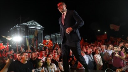 Лидерът на най голямата опозиционна партия в македонския парламент ВМРО ДПМНЕ Християн