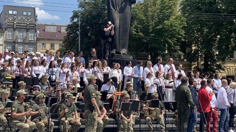 Более 40 россиян подверглись преследованиям из-за украинских песен с начала войны