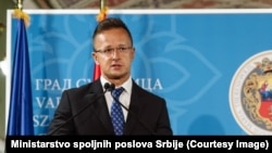 Пэтэр Сіярта