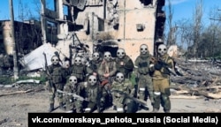 Морпіхи 382-го батальйону 810 обрмп ЧФ РФ, фото з групи «ВКонтакте» «Морська піхота»