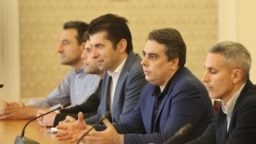 Асен Василев, Кирил Петков, Андрей Гюров, Никола Минчев и Данел Лорер
