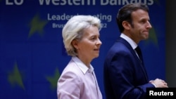 Ֆրանսիայի նախագահ Էմանյուել Մակրոն և Եվրահանձնաժողովի նախագահ Ուրսուլա ֆոն դեր Լայեն, արխիվ
