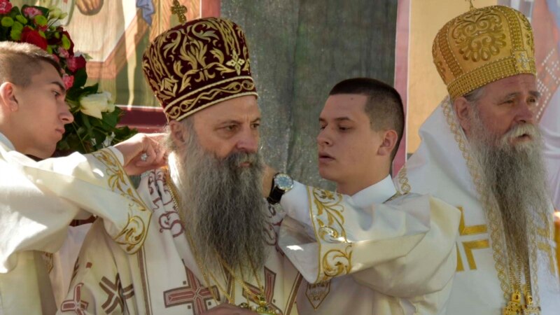 Српскиот патријарх Порфирије тврди дека му било забрането да оди во Пеќската патријаршија