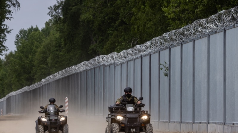 Страны Балтии и Польша просят ЕС о линии обороны на границе с Россией