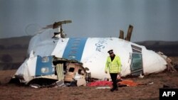 Resturile avionului PAN AM care s-a prăbușit la Lockerbie omorând toate cele 259 de persoane aflate la bord