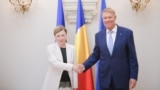 Comisarul european pentru valori și transparență, Věra Jourová, și președintele Klaus Iohannis au vorbit recent, la București, despre ridicarea MCV, mecanismul impus României deoarece la momentul aderării (acum 15 ani) nu finalizase reforma Justiției și avea probleme de corupție.