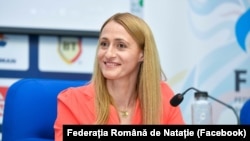 Fostă campioană olimpică la 200 m liber la Atena în 2004, Camelia Potec este din 2013 președintele Federației Române de Natație și Pentatlon Modern.