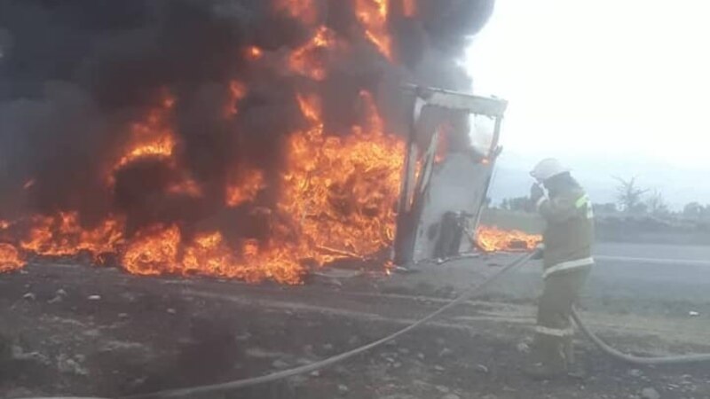 На трассе в Чуйской области сгорела грузовая машина