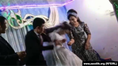 Porno katta Dik kiritilgan