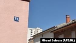 Natpis na zgradi u Ulici Mile Budaka, Mostar 29. juni 2022.