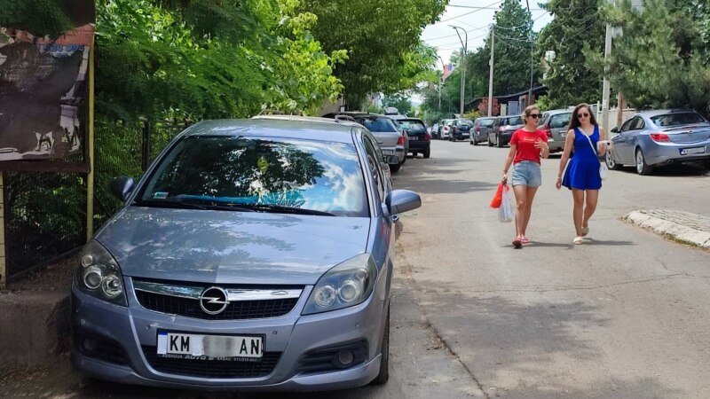 Vozači sa severa Kosova ne menjaju tablice osim 'ako Vučić tako kaže'