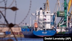 "The volume of goods unloaded at Russia's three largest container ports, St. Petersburg, Vladivostok, and Novorossiisk, is approaching the levels seen at the outbreak of the war," the report said.