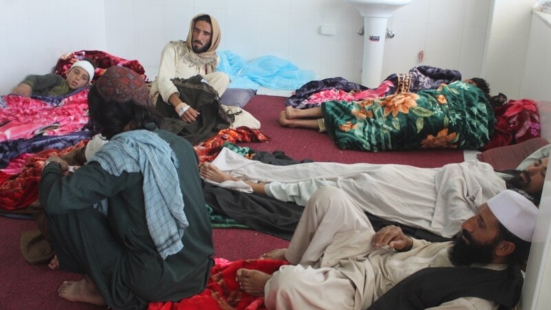 افغانستان کې د زلزلې متاثرین د بیړنیو مرستو غوښتنه کوي