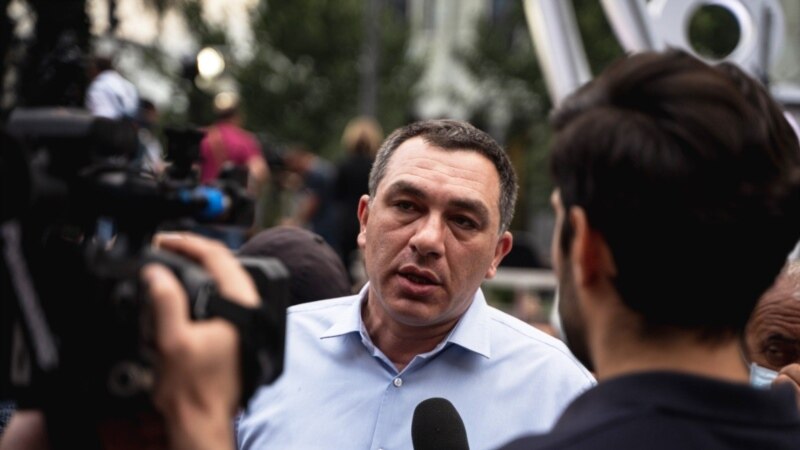 ბოკერიას განცხადებით, ჩერგოლეიშვილის მსგავსად "ბოდიშის მოხდა მასაც უწევს" და "ნაციონალურ მოძრაობასაც" უპასუხა