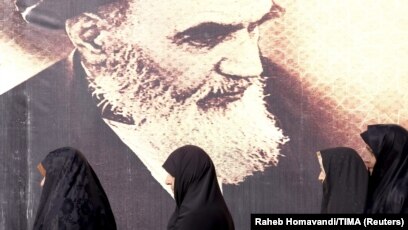 Protesters Set Fire To Late Iranian Leader Khomeini's House