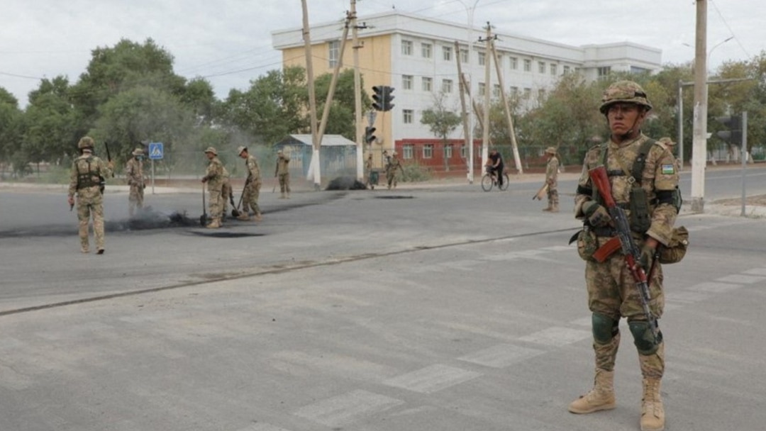 Баланың кеудесі бар Баланың кеудесі бар