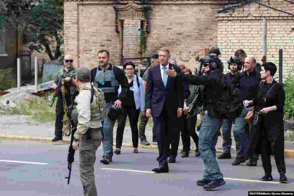 Preşedintele Klaus Iohannis a postat mai multe fotografii pe Twitter cu momentul în care a ajuns la Kiev.