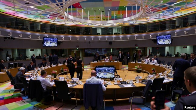Lideri EU tokom sastanka u Briselu 23. juna 2022.