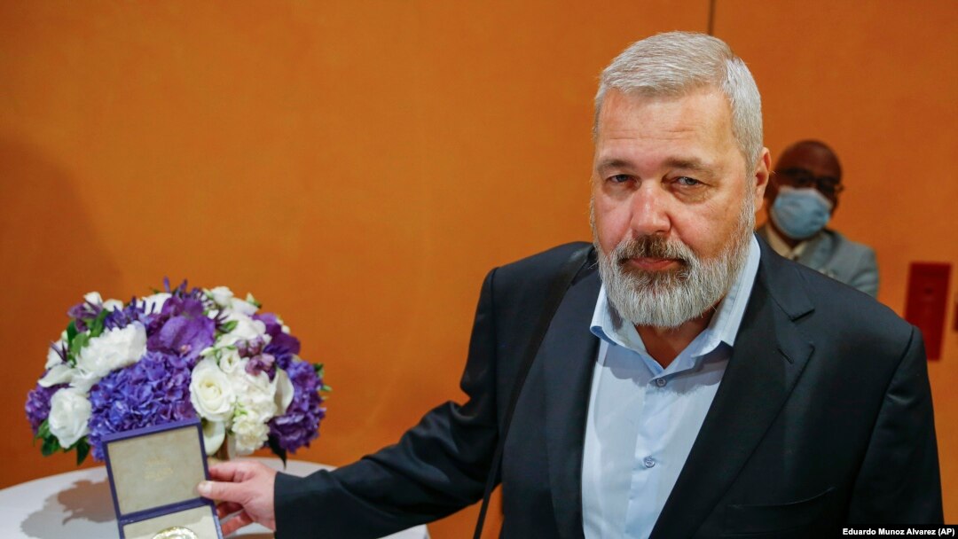 Nobelovac Dmitrij Muratov uputio poziv ruskim vlastima da vrate tijelo Navaljnog njegovoj porodici. 