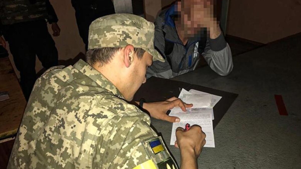 Відвідувачам нічних закладів у Києві вручили 219 повісток у військкомати – поліція