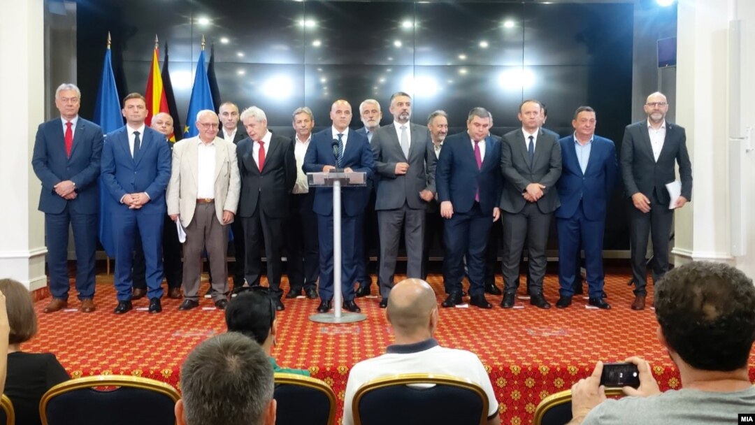 Прес-конференција на премиерот Димитар Ковчаевски и коалиционите партнери во владата 