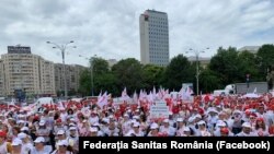 Sindicaliştii din Sănătate intră de miercuri în grevă japoneză, nemulțumiți de veniturile pe care le primesc. 