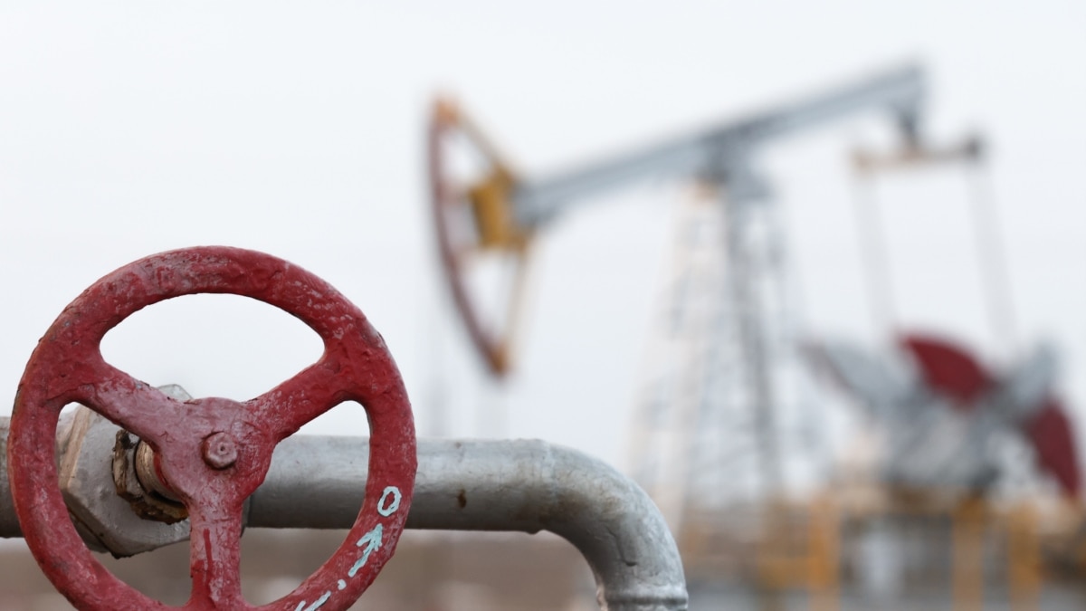 Ціни на нафту впали через очікуване падіння попиту