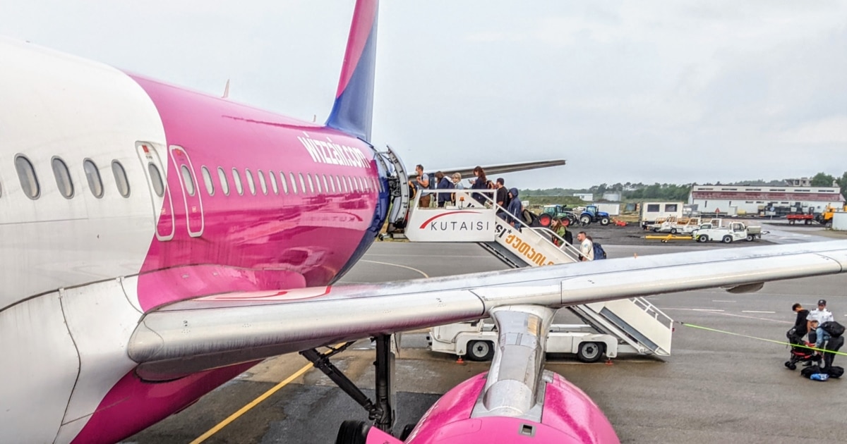 Wizz Air-მა კისრის ბალიში უფასო ნივთების ჩამონათვალიდან ამოიღო