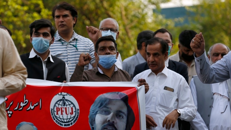 پاکستان کې پر خبریالانو تشدد او د صحافت راتلونکی 