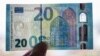 На 19 серпня офіційна вартість євро встановлена на рівні 32 гривень 50 копійок