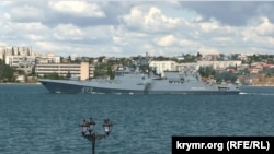 Фрегат «Адмирал Макаров» в Севастополе, архивное фото 