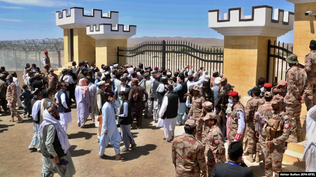 Pakistan opened the Badini Trade Gateway at the border crossing in Qila Saifullah, Balochistan Province, in September 2020.
