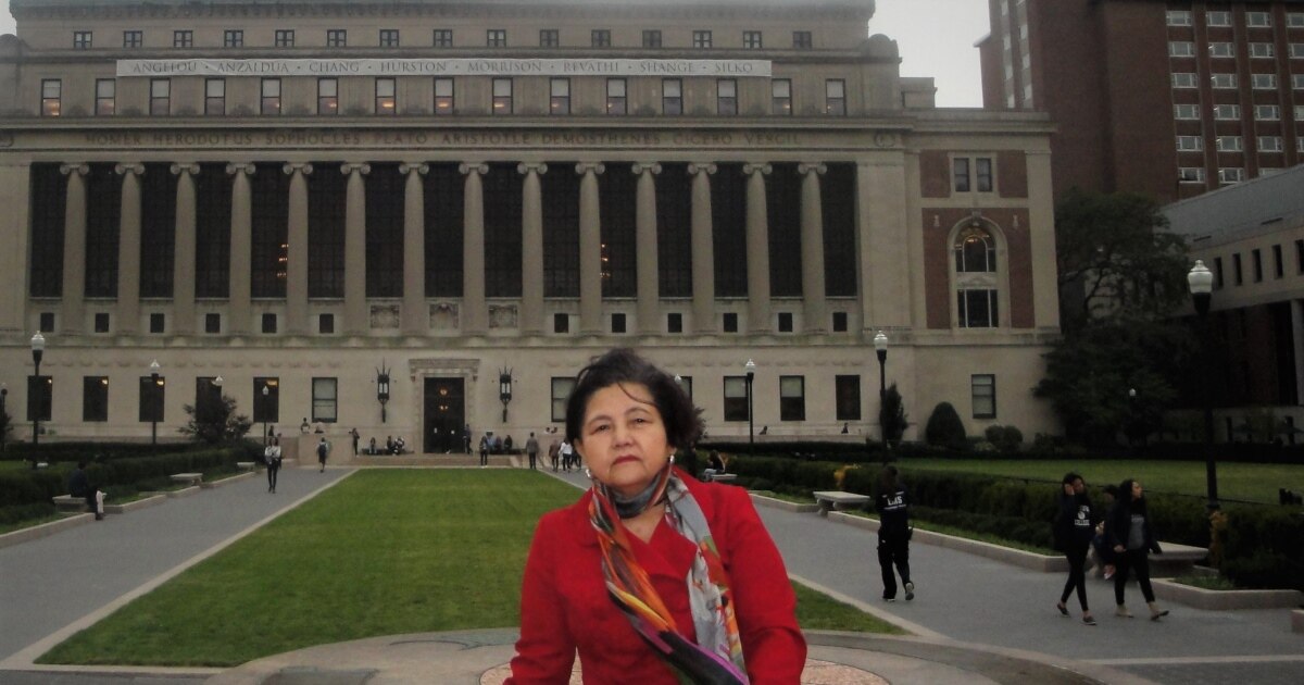 Әйелімен және достарымен топтық секс видеосы Біртүрлі порно