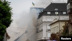 Президент Володимир Зеленський повідомив, що 4 вересня російські війська безпілотником атакували будівлю СБУ в центрі Києва