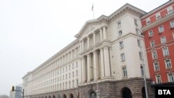 Сградата на Министерския съвет в София.