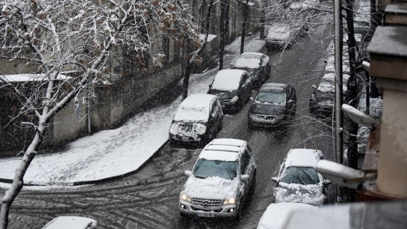 Тбилиси переходит на зимнюю резину