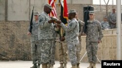 جنرال آستین در جریان مأموریت نظامی امریکا در عراق