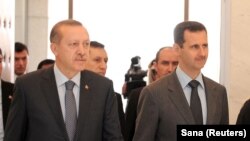 Recep Tayyip Erdogan (lijevo) i Bashar al-Assad na sastanku u Damasku, Sirija, 17. januara 2011.