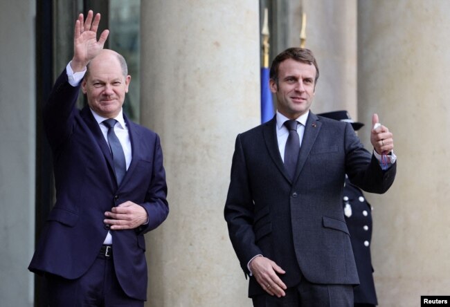 Kancelari i Gjermanisë, Olaf Scholz, dhe presidenti i Francës, Emannuel Macron.