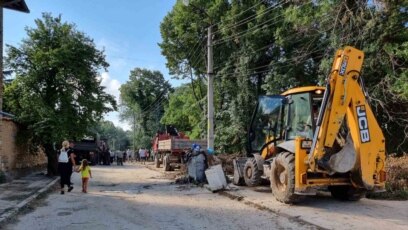 70 тежки машини пристигат в карловските села засегнати от наводненията