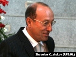 Совладелец корпорации ENRC Александр Машкевич в кулуарах заседания Совета иностранных инвесторов, Астана, 18 мая 2011 года.