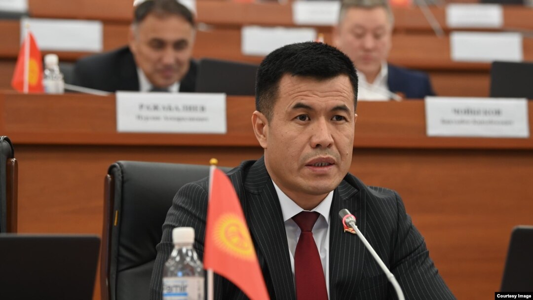 Өмүрбек Бакиров.